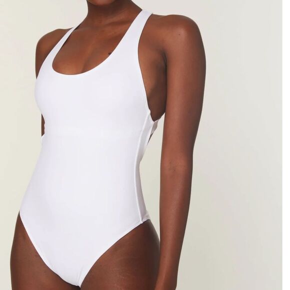 Andie The Tulum One Piece LT Swimsuit White Size M Tall NWT long torso - Picture 1 of 7